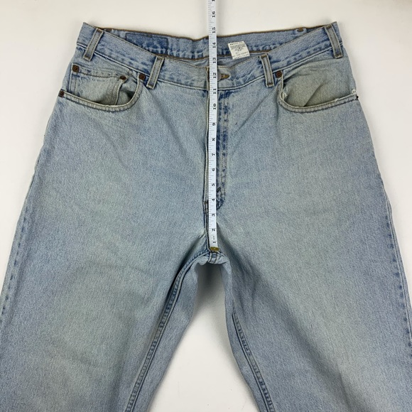 Vintage Levi’s 560 High Waist wedgie fit Jeans - Picture 5 of 13